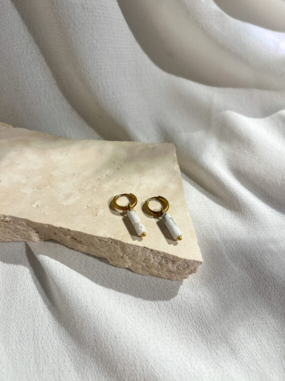 Single large marble tube hoop gold | Label Kiki