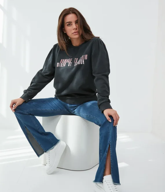 Flared jeans with slits | Homage to denim