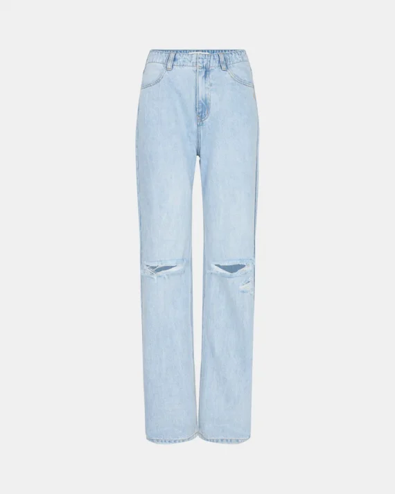Destroyed jeans | Sofie Schnoor