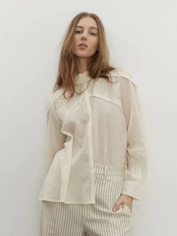 Lace detail blouse | Sofie Schnoor
