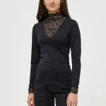 Vanessa v-cut blouse | Minus