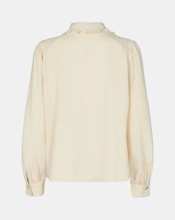 Ecru blouse | Sofie Schnoor