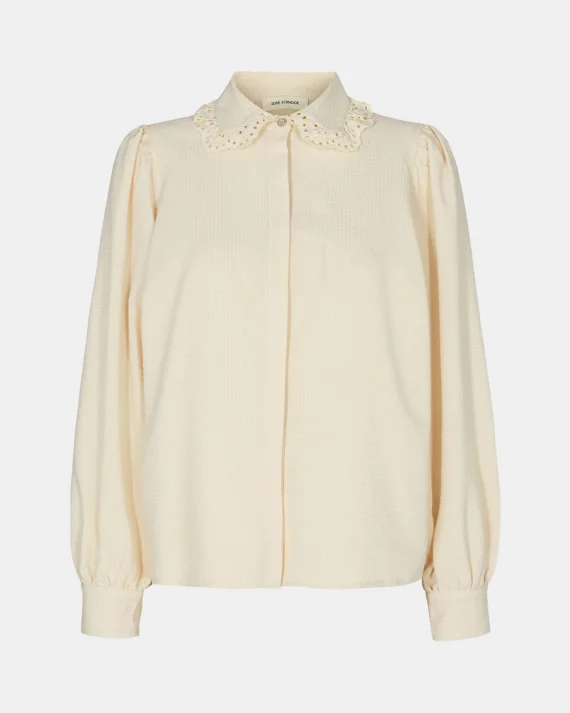 Ecru blouse | Sofie Schnoor