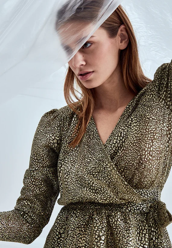 Molly wrap blouse | Minus