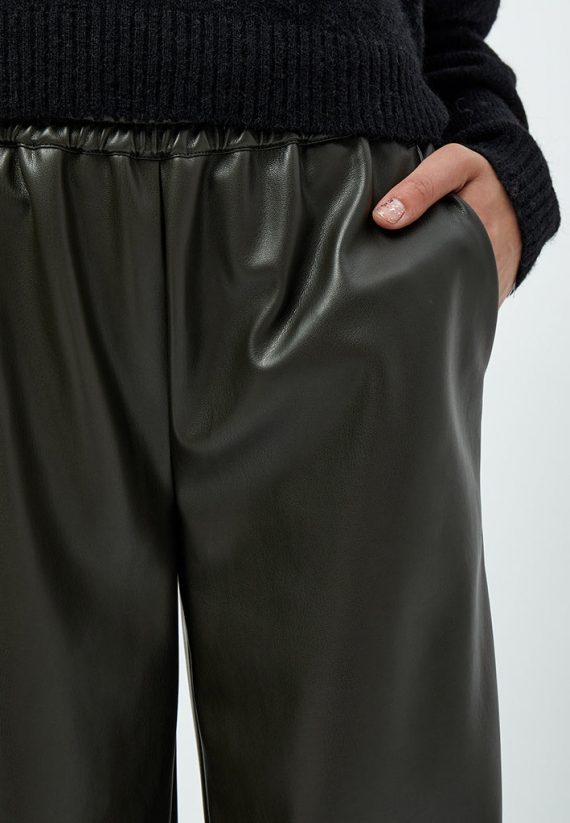Mio broek | Minus
