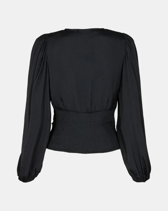 Black blouse | Sofie Schnoor