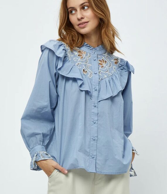 Estrid Emboidery blouse | Minus