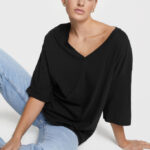 Oversized v-neck t-shirt | Alix the label