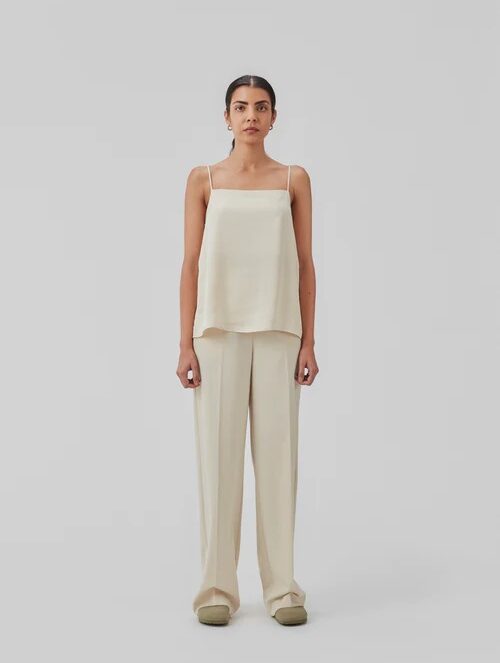 Carwynmd top | Modstrom
