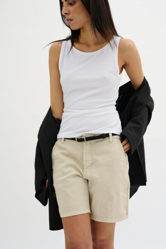 Laramw shorts | My essential wardrobe
