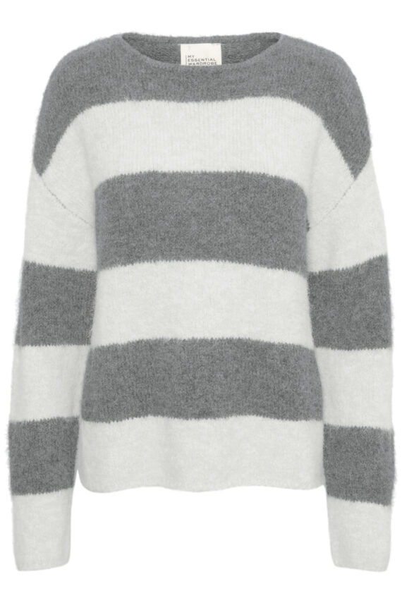 Meenawn Pullover | My Essential Wardrobe