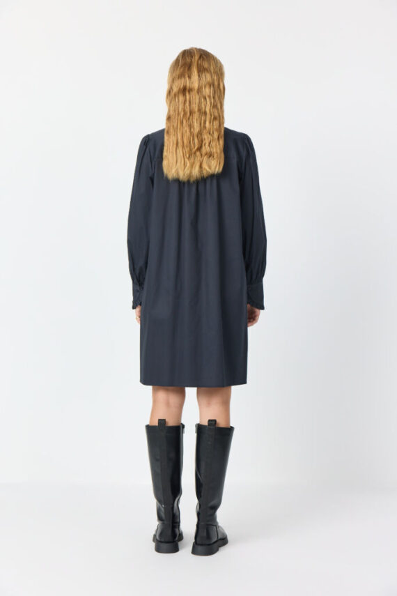 Isla solid 97 navy | Levete Room