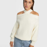 Fancy neck pullover cream | Alix the label