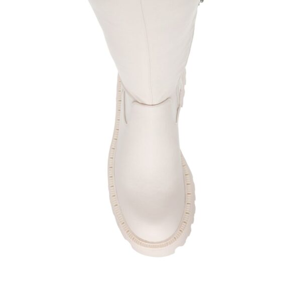 Outsource | Steve madden
