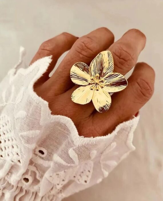 Isle of paradise ring | Folie a trois