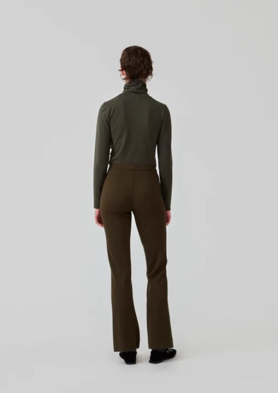 Tanny flare pants deep pine | Modstrom