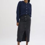Meenamw vest | My essential wardrobe