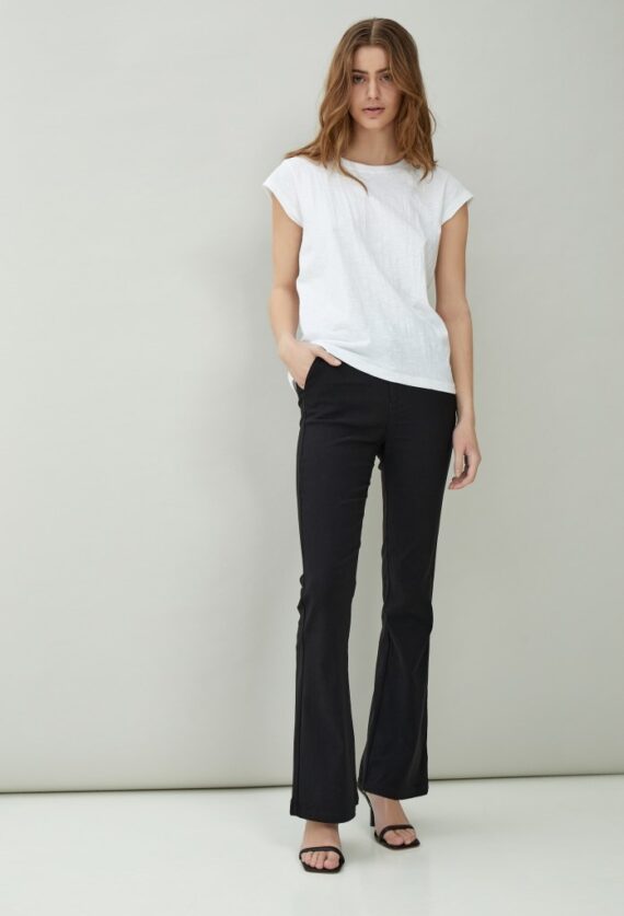 Carma flared pants zwart | Minus