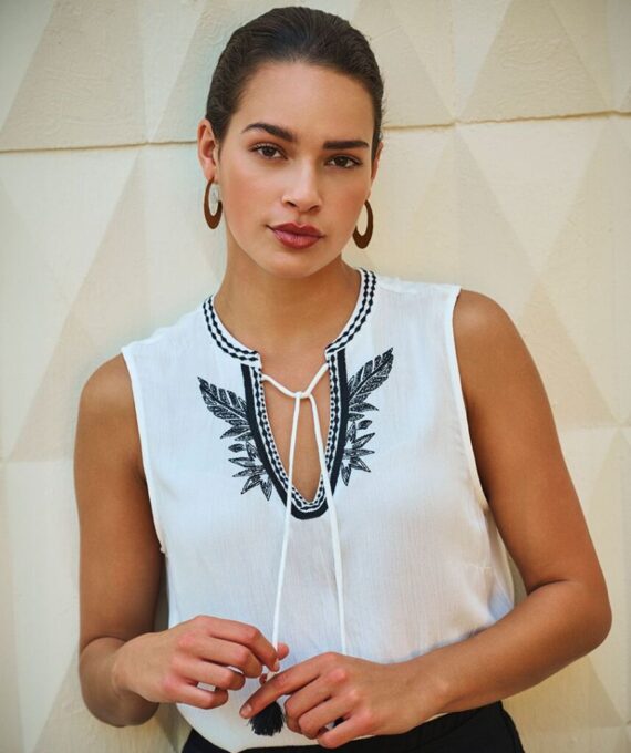 Top embroidery Esqualo