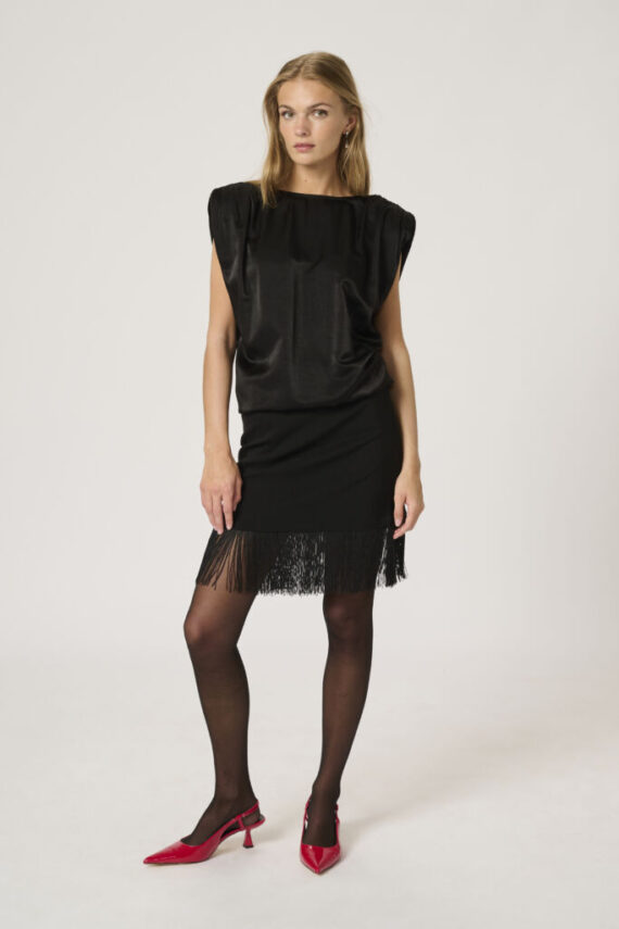 Estellemw wrap top black My essential wardrobe