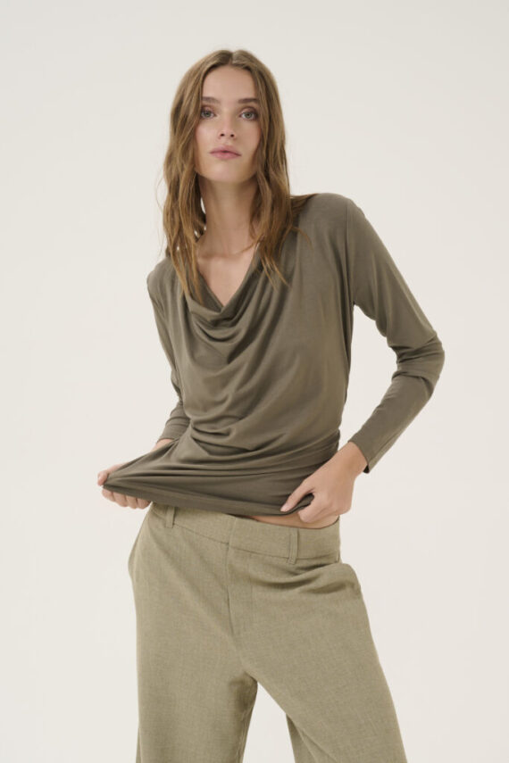 Vistamw waterfall blouse My essential wardrobe