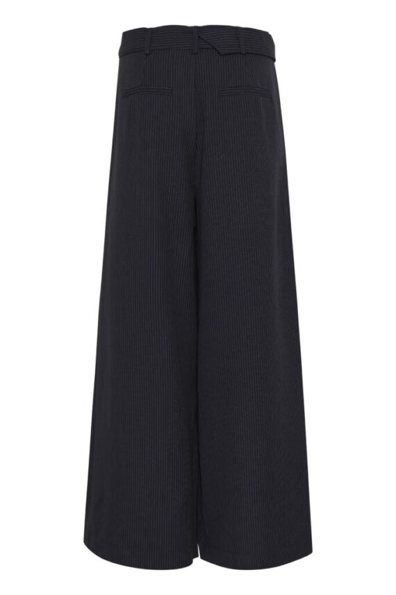 Vittamw wide pant dark sapphire My essential wardrobe