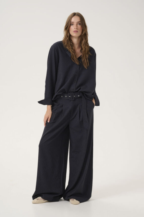 Vittamw pant My essential wardrobe