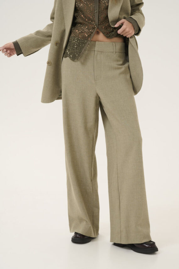 Dionmw pant My essential wardrobe