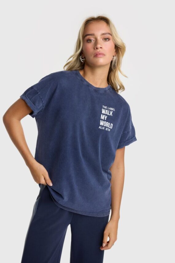 Walk my world t-shirt Alix the label
