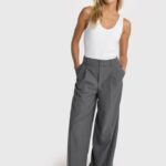Clean wide leg pants Alix the label