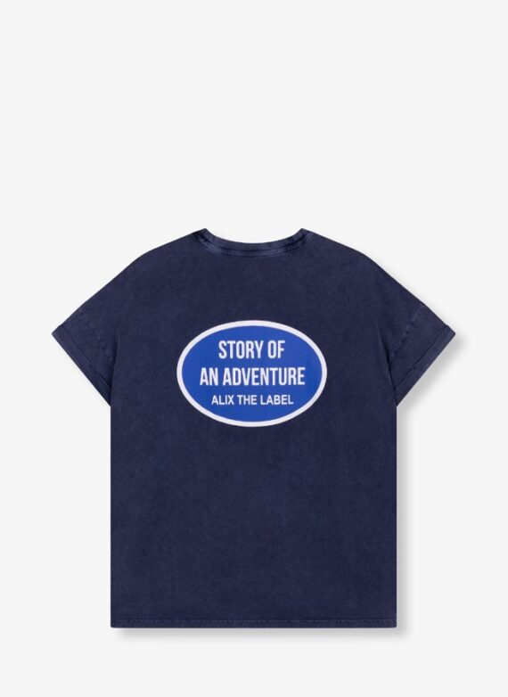 Walk my world t-shirt Alix the label