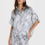 Animal oversized blouse Alix the label