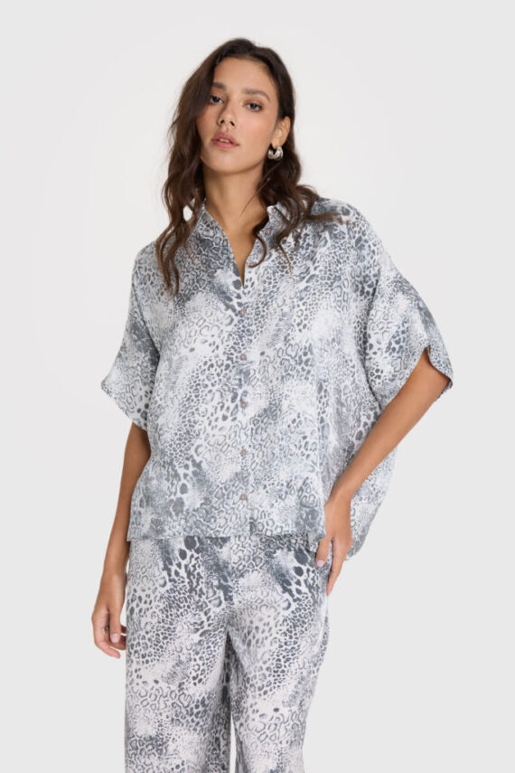 Animal oversized blouse Alix the label