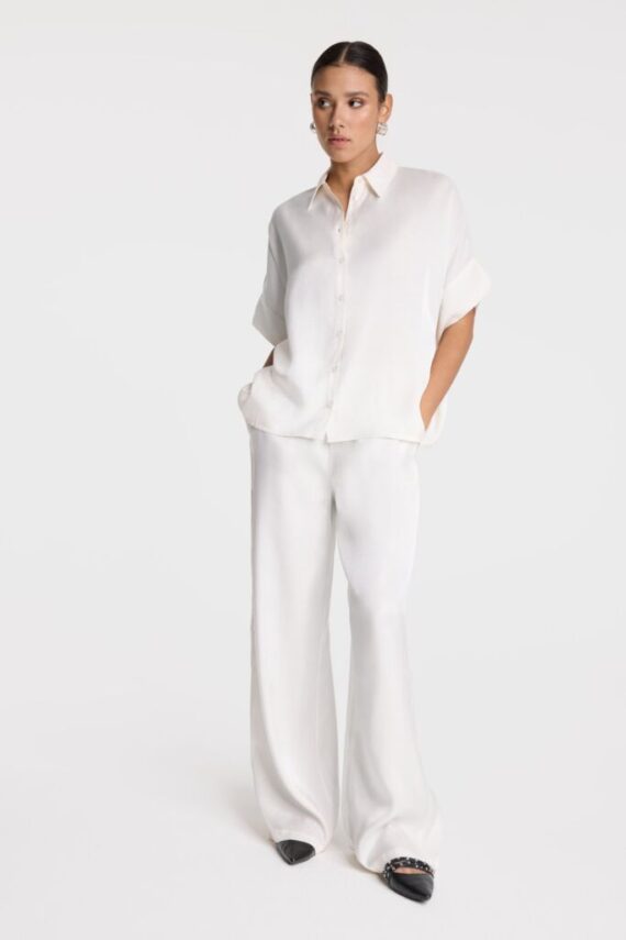 Shine boxy blouse cream Alix the label