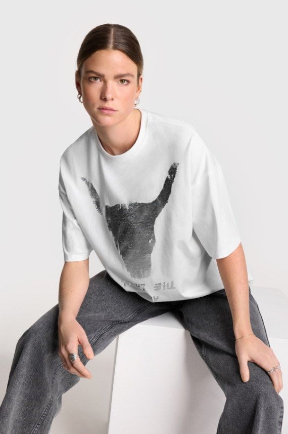 Silver bull t-shirt Alix the Label