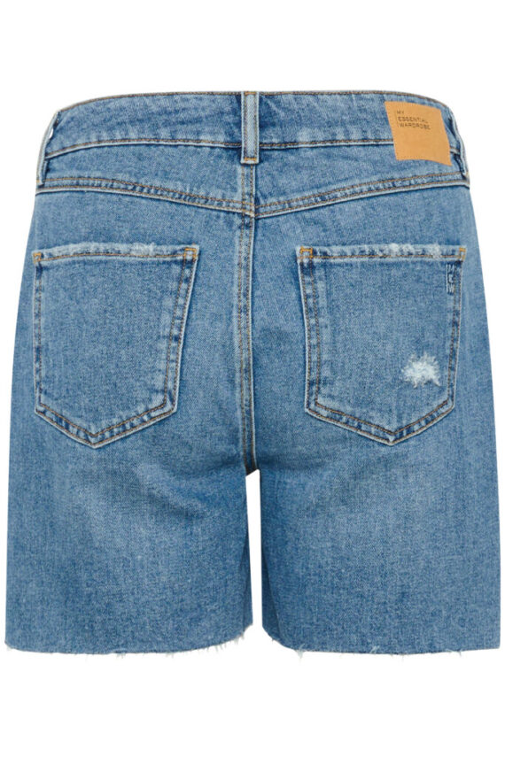 LucyMW denim shorts My essential wardrobe