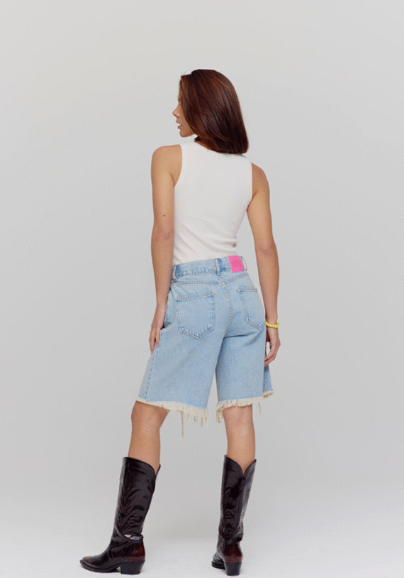 Dionne shorts Harper and Yve