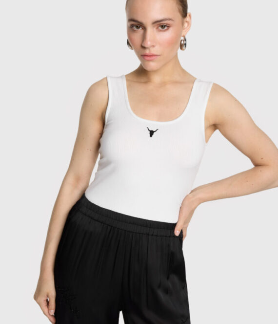 Ladies knitted tanktop wit Alix the Label
