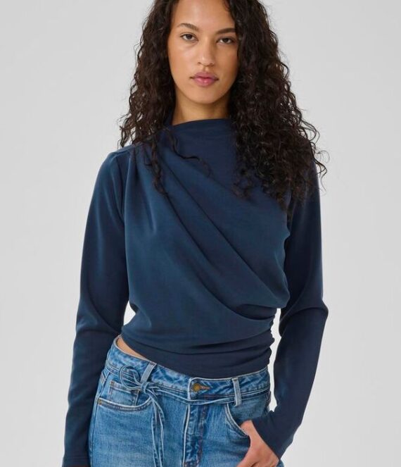 Hellemw Blouse midnight My essential Wardrobe