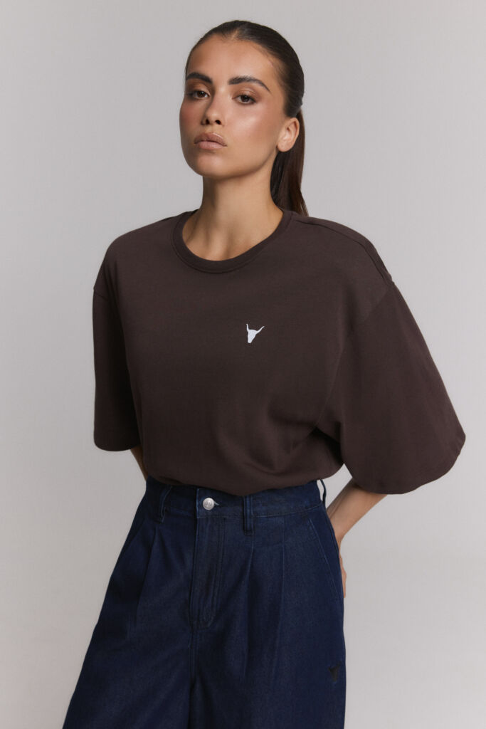 Body t-shirt deep brown Alix the label